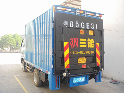 尾板車的尾板承重能力解析，讓你輕松裝載重物
