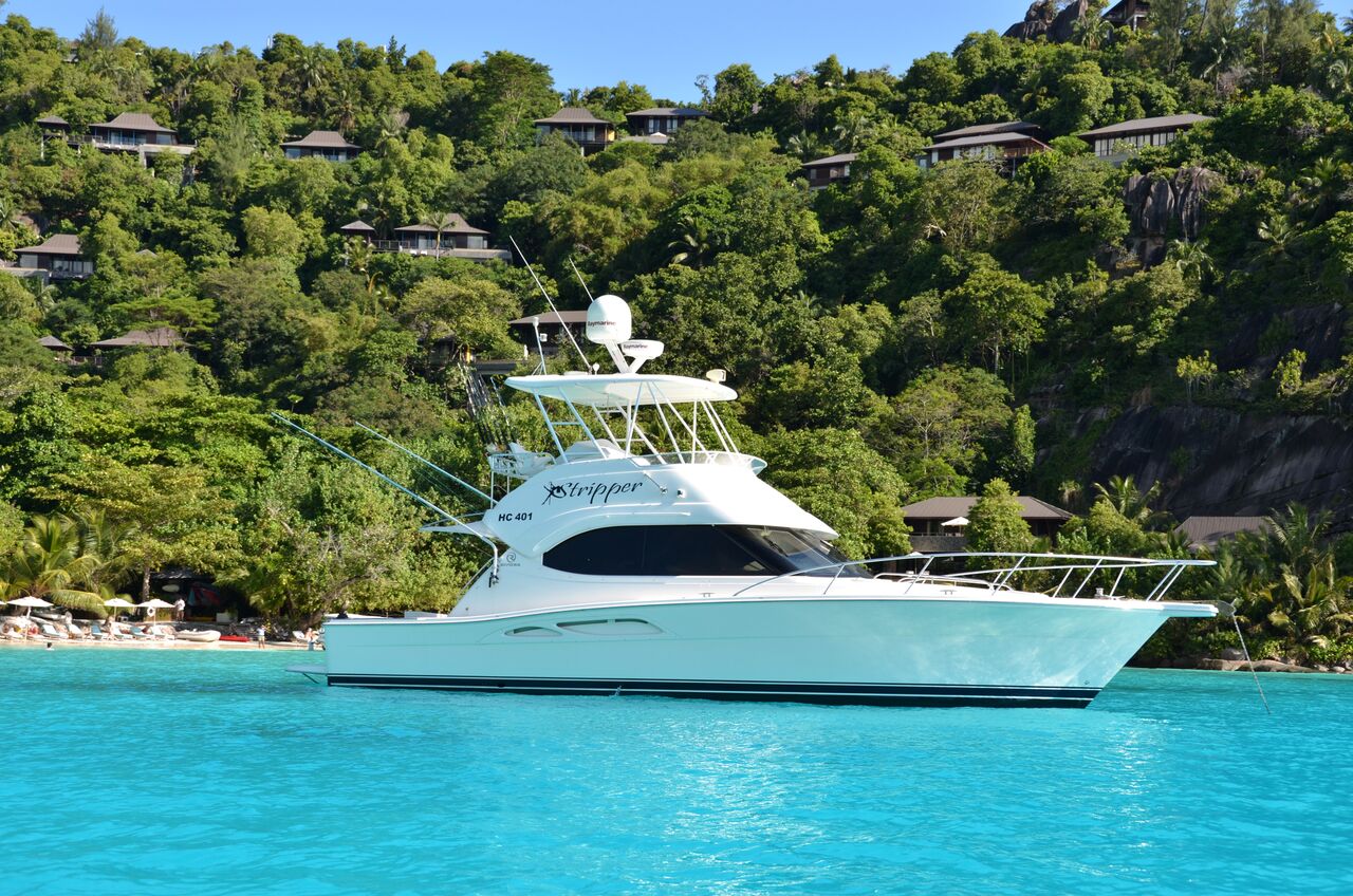 yacht tour seychelles